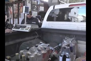 SE DECOMISARON BEBIDAS ALCOHÓLICAS Y BALANZAS EN TIENDAS DE BARRIO