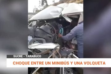 CHOQUE ENTRE UN MINIBÚS Y UNA VOLQUETA