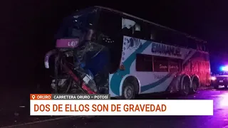 CHOQUE ENTRE DOS BUSES EN ORURO-POTOSÍ DEJA 16 HERIDOS